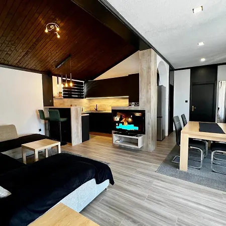Apartment Dijana *